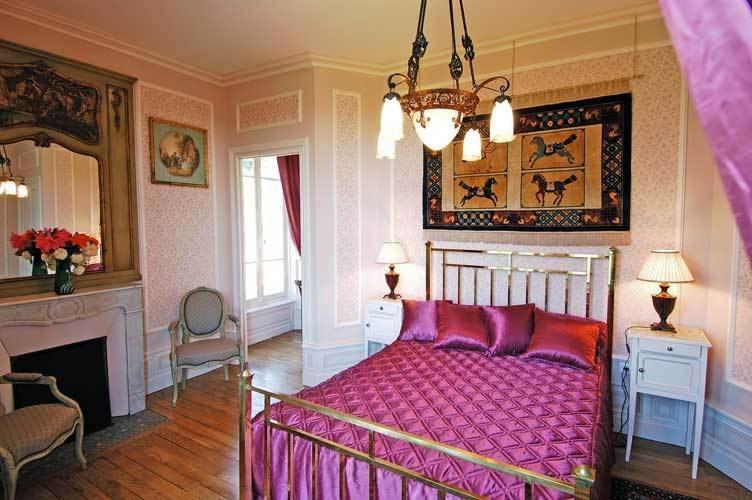 Domaine De Gaudon Acomodação com café da manhã Ceilloux Quarto foto