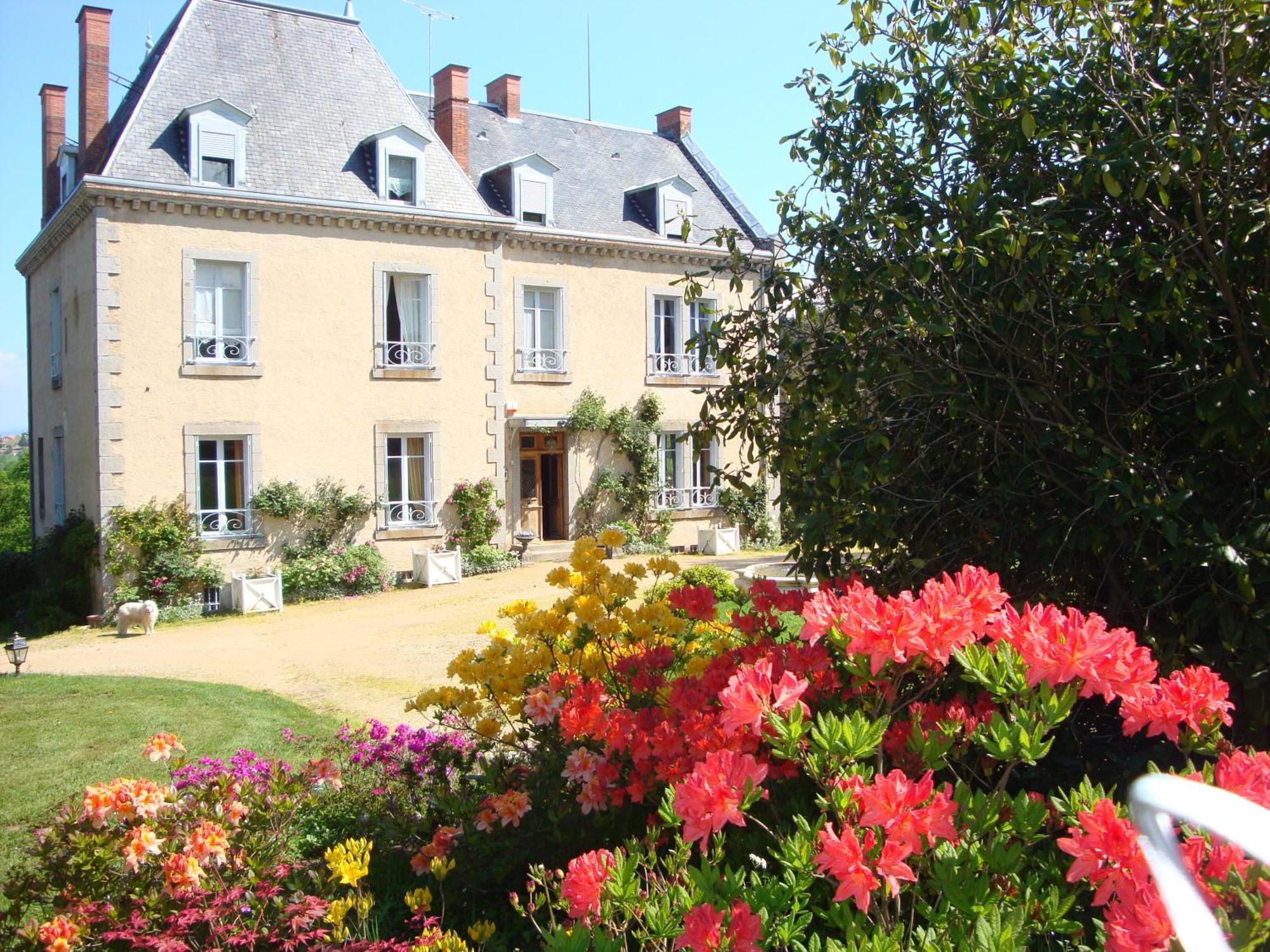 Domaine De Gaudon Acomodação com café da manhã Ceilloux Exterior foto