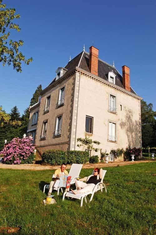Domaine De Gaudon Acomodação com café da manhã Ceilloux Exterior foto